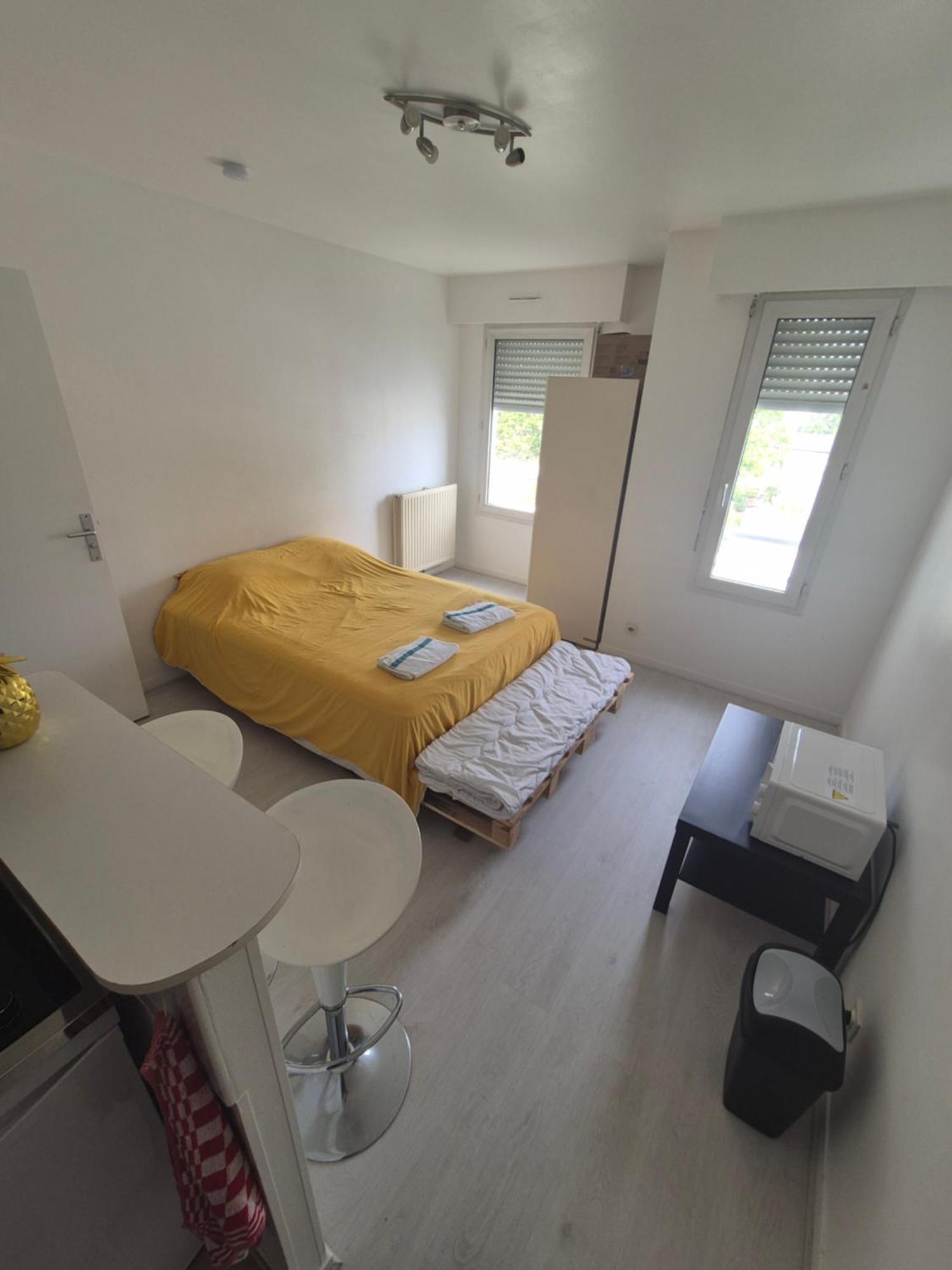 Studio A Suresnes Buitenkant foto