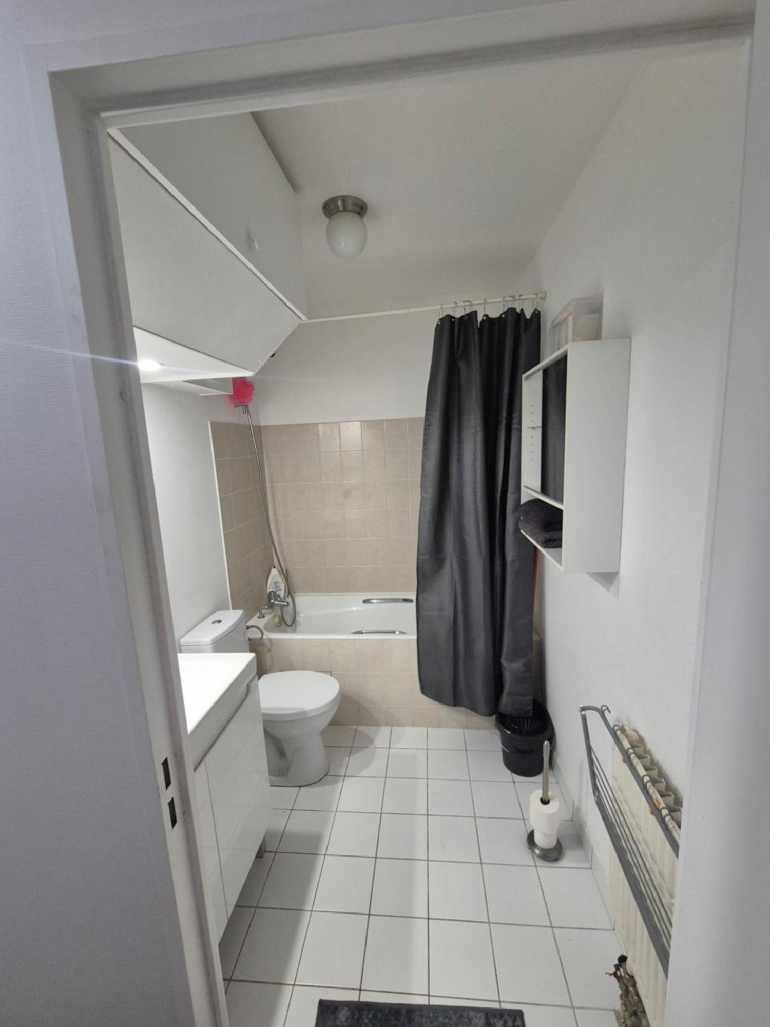 Studio A Suresnes Kamer foto